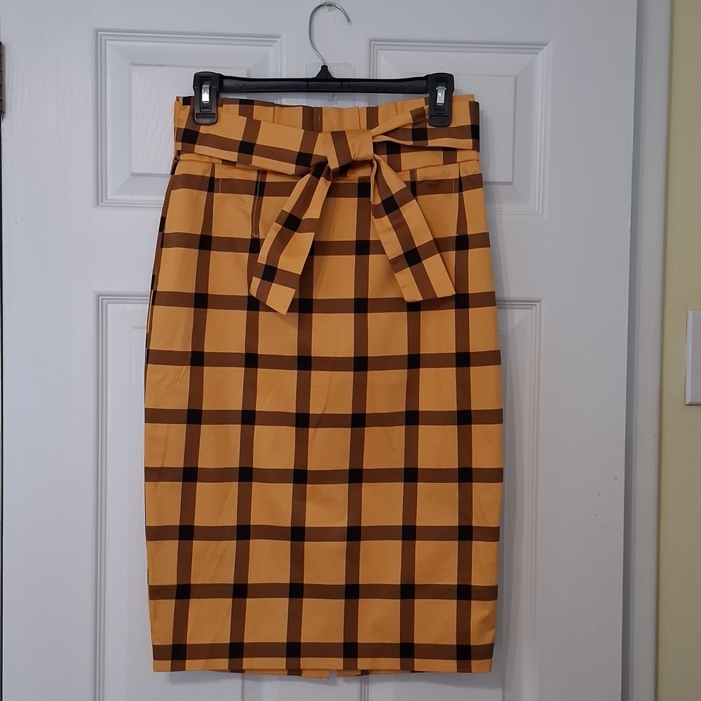 7th Avenue NY&Co sz 2, Harvest yellow, black & brown plaid pencil skirt.